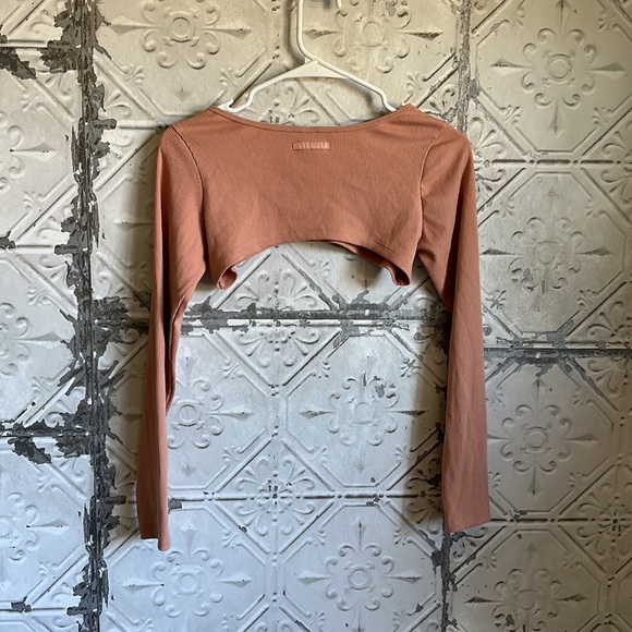 Victoria’s Secret yoga ballet long sleeve crop top - Picture 4 of 5